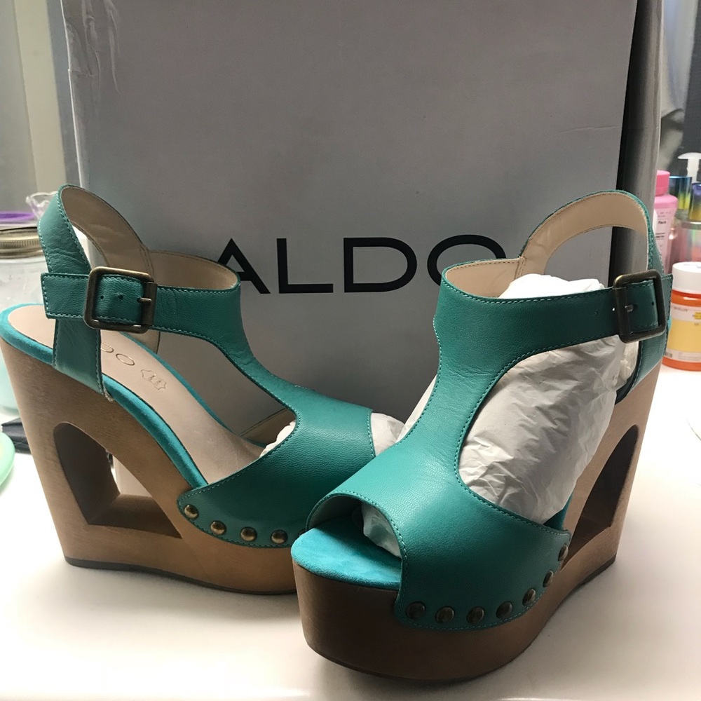 Aldo wedges